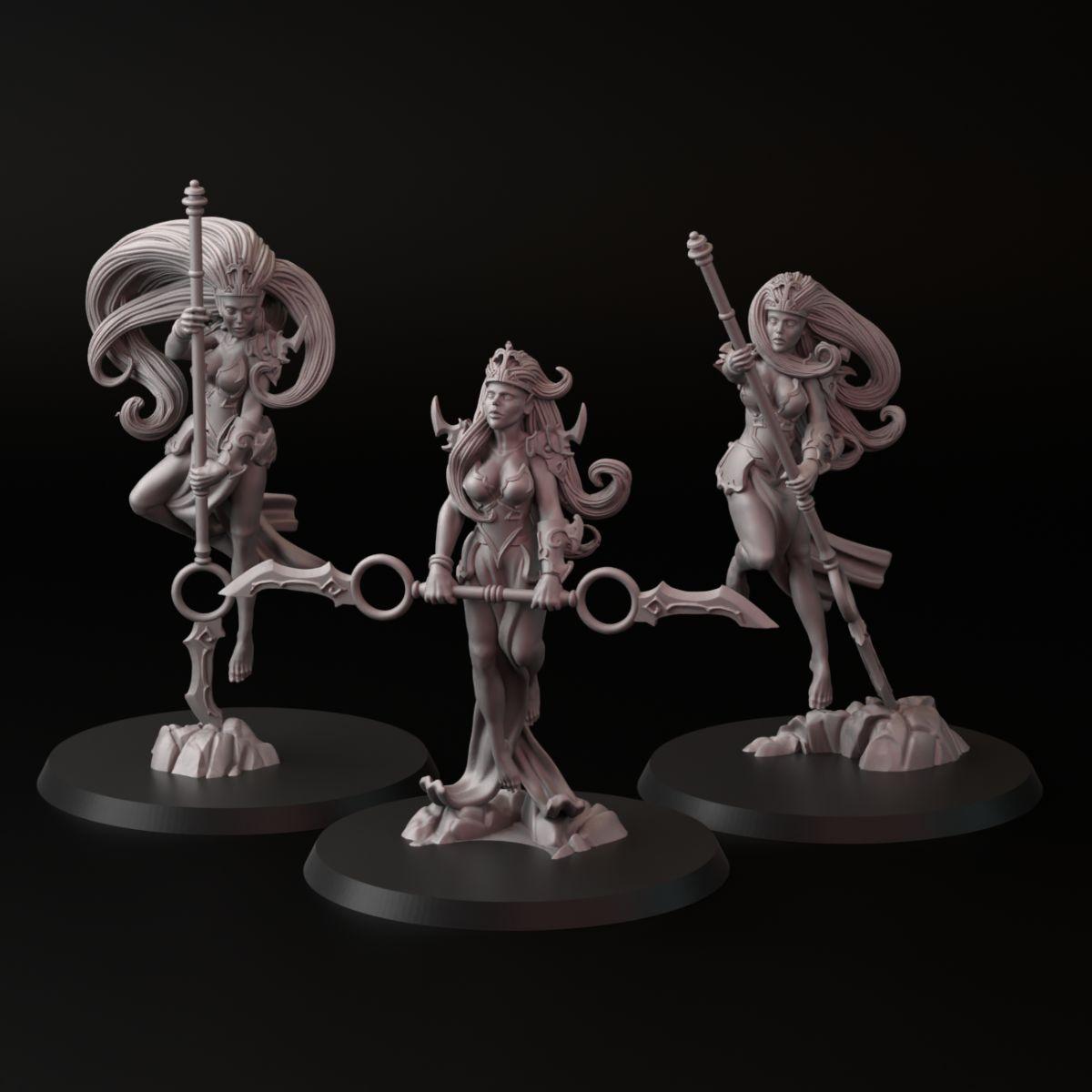 Wojownicze Kapłanki Światła z Lancami